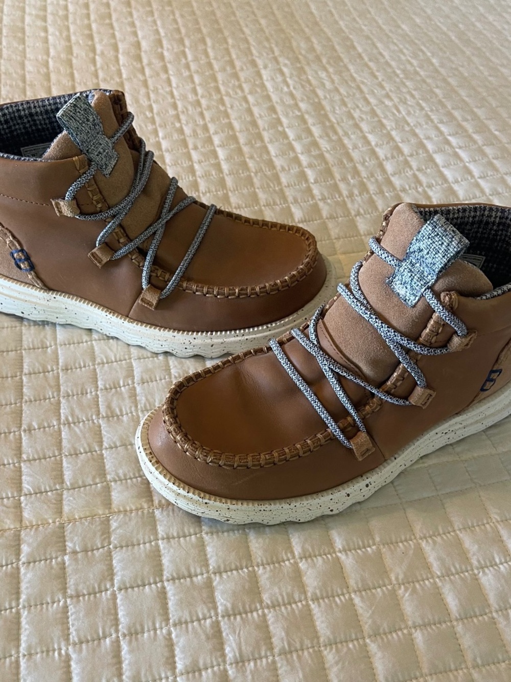 Women’s Hey Dudes leather boot, size 7